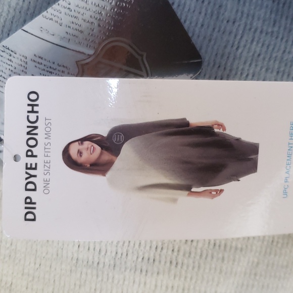 Sharks dip dye poncho nwt one size - Picture 2 of 5